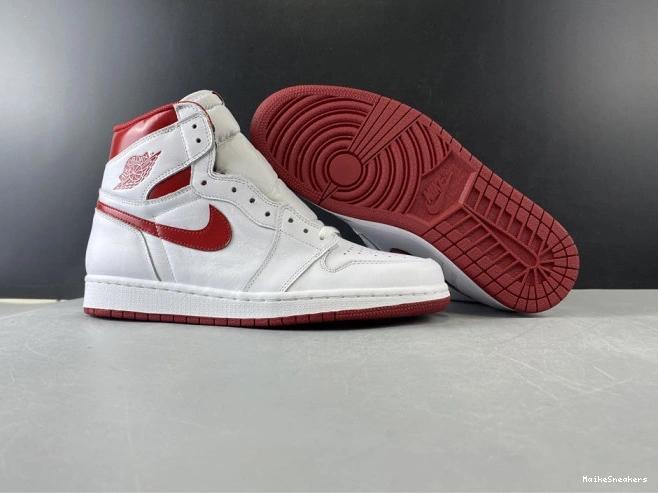 MaikeSneakers Red Retro 1 (2017) Air Metallic 555088-103 Jordan 0725
